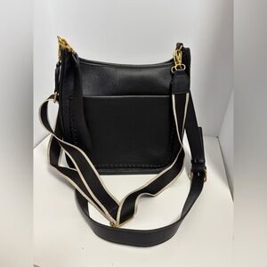 Style & Co
Black Whipstitch Medium Crossbody